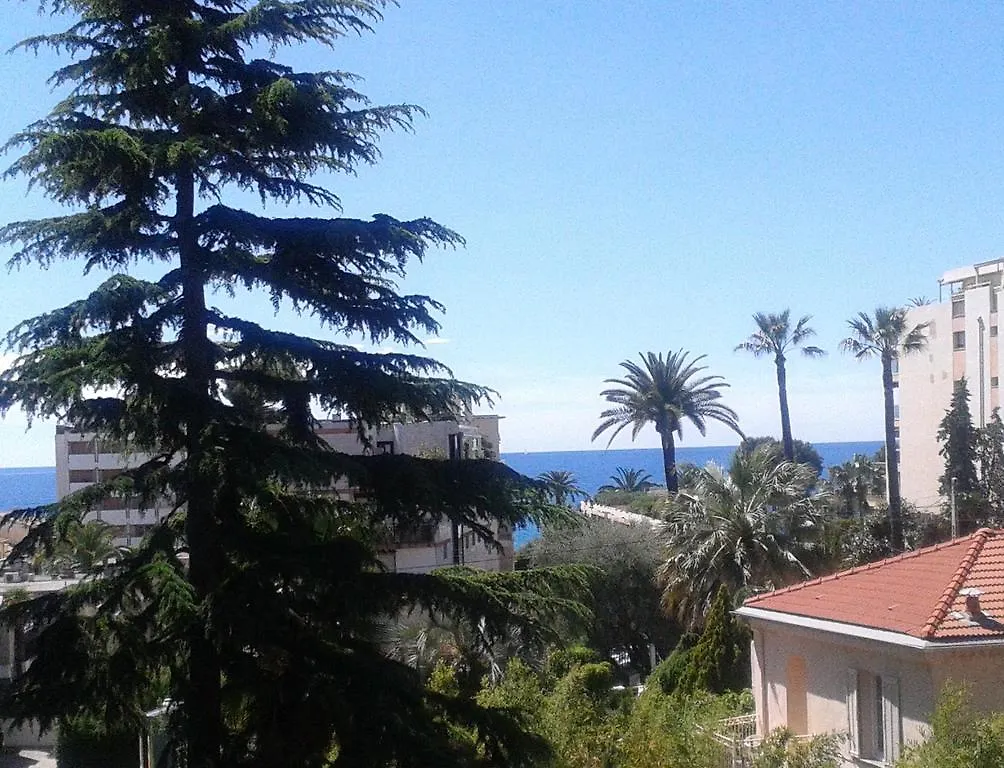 Holiday Or Congress, Centre - Beach Cannes Francie