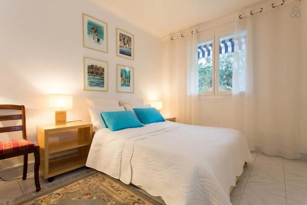 Holiday Or Congress, Centre - Beach Apartment Cannes 0*,  France